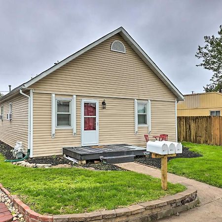 Council Bluffs Cottage Proximity To Parks! Extérieur photo