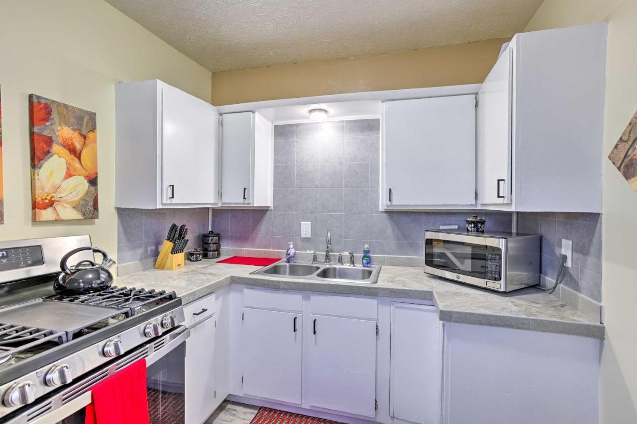 Council Bluffs Cottage Proximity To Parks! Extérieur photo